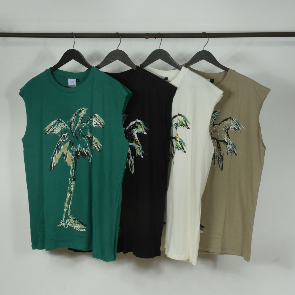 REMERA SIN MANGA "PALM" OVERSIZE
