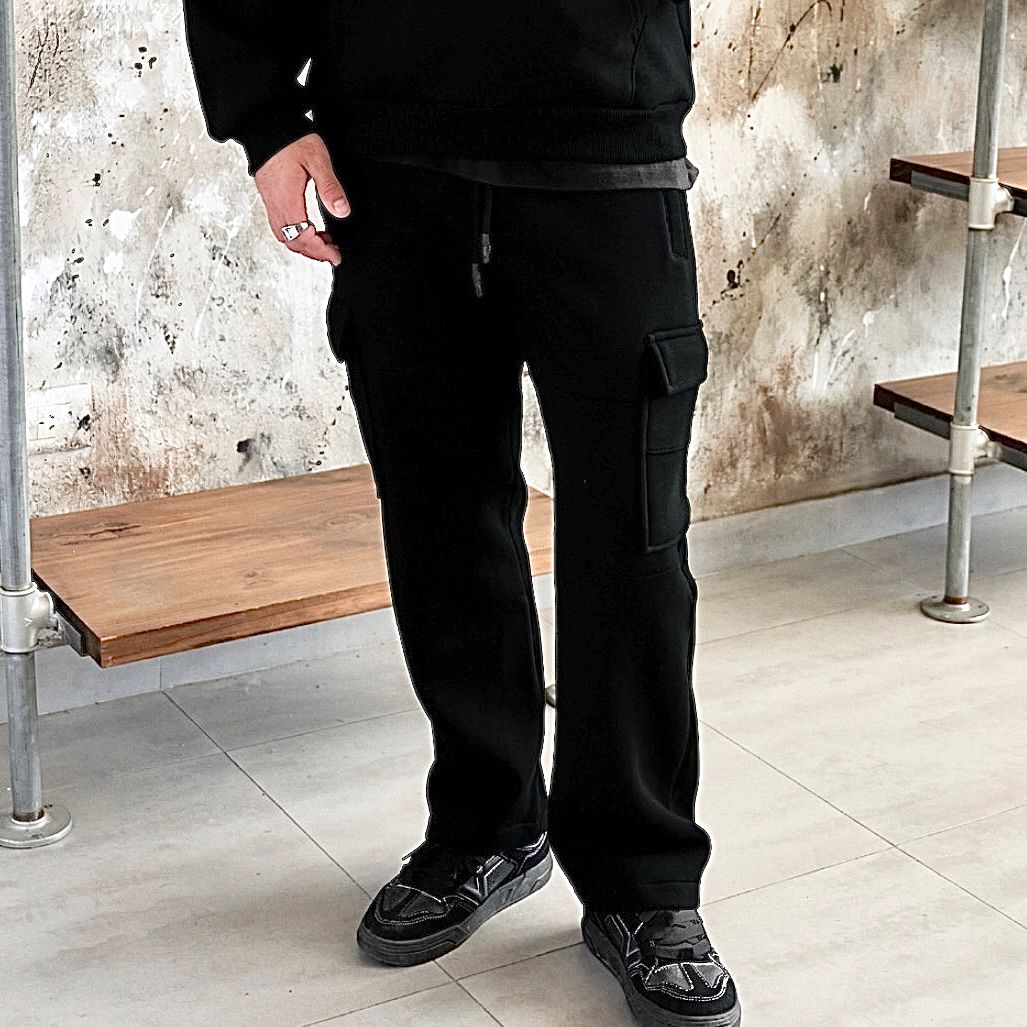 PANTALON JOGGER CARGO DE FRISA CON RECORTES