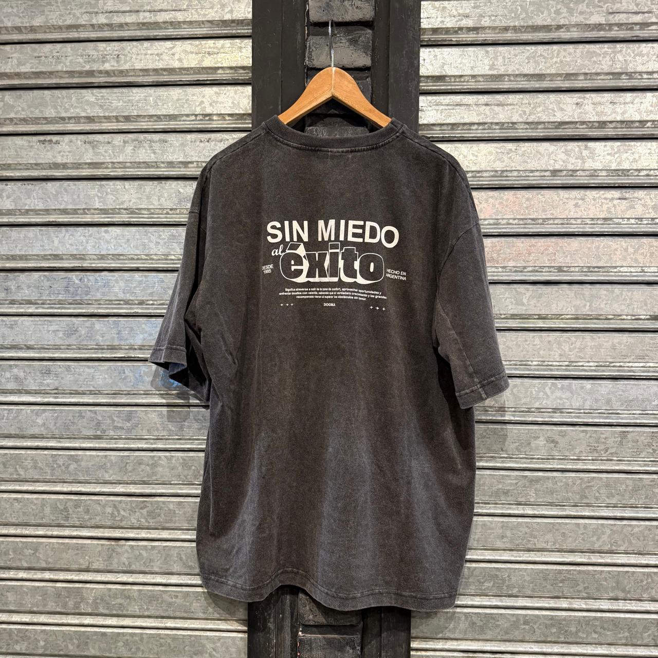 REMERA LAVADA OVERSIZE "SIN MIEDO AL EXITO" BACK & FRONT