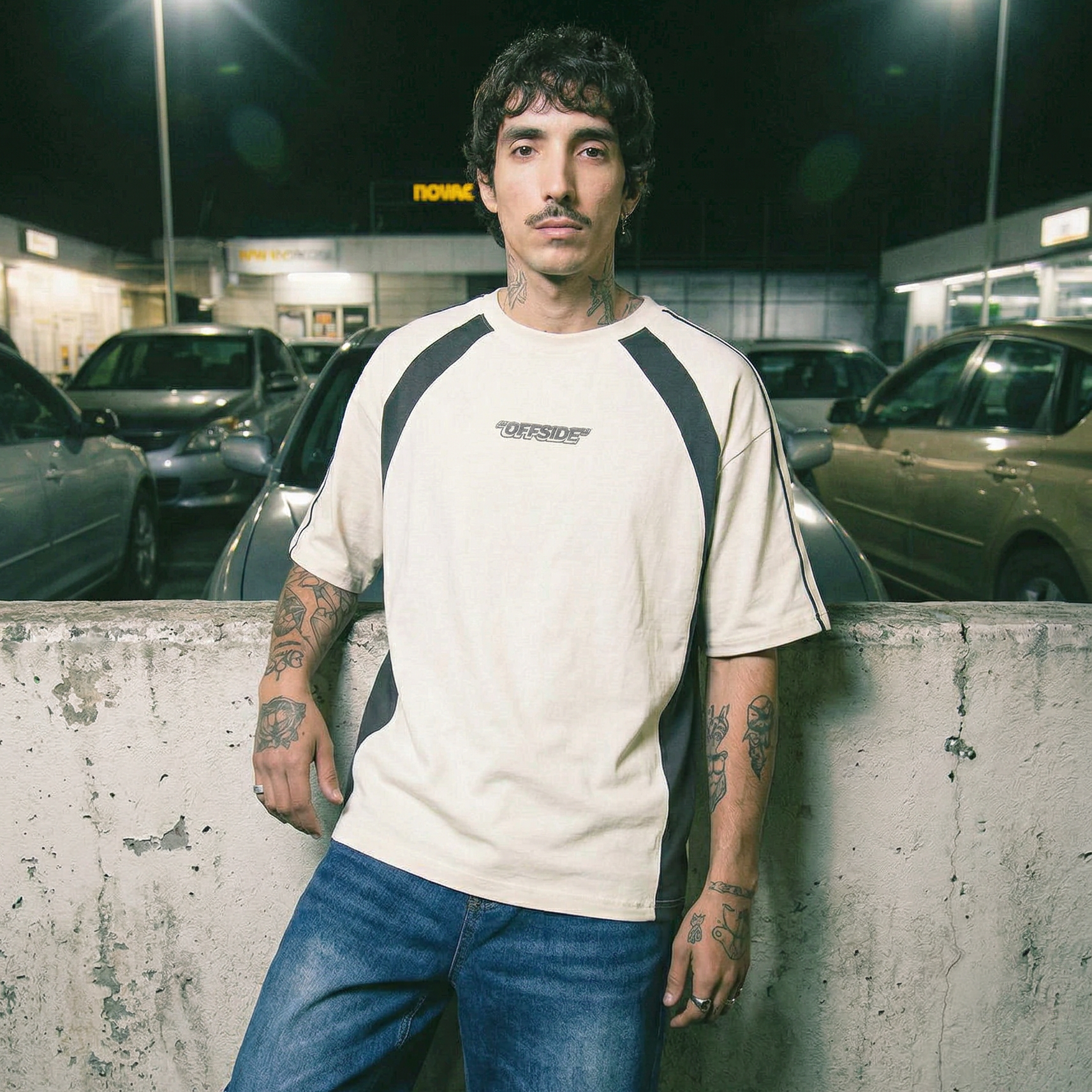 REMERA "OFFSIDE" COMBINADA Y ENVIVADA OVERSIZE MANGA RANGLAN 16/1 HEAVY